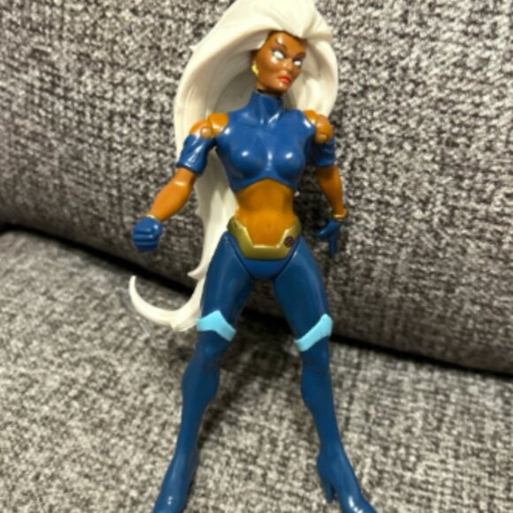 Marvel X-Men Storm Robot Fighter Action Figure ToyBiz Vintage 1997 - Picture 1 of 3